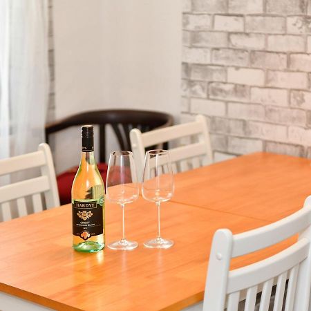 Pass The Keys Perfectly Located 3 Bed Home Close To The City 카디프 외부 사진