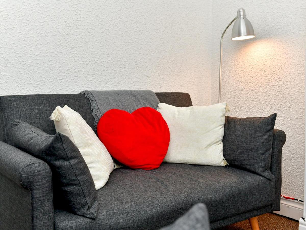 Pass The Keys Perfectly Located 3 Bed Home Close To The City 카디프 외부 사진