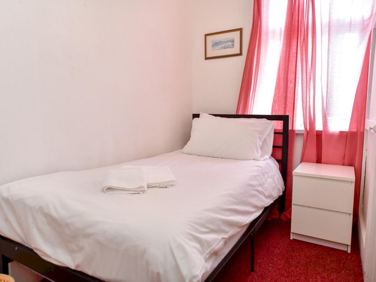 Pass The Keys Perfectly Located 3 Bed Home Close To The City 카디프 외부 사진